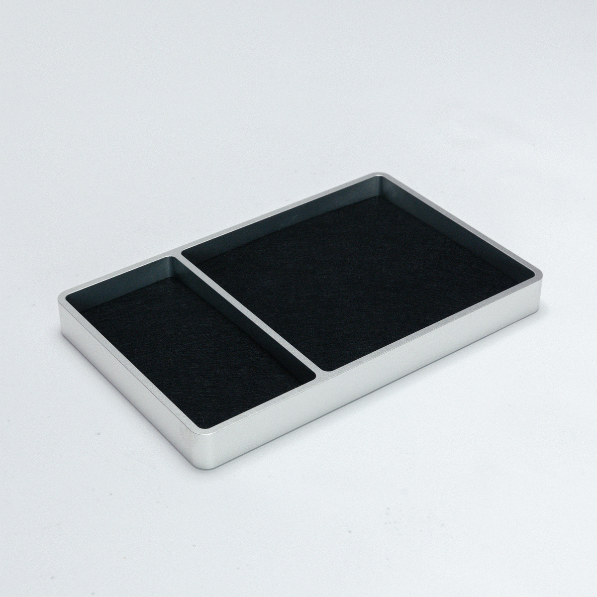 Valet tray with wool felt lining